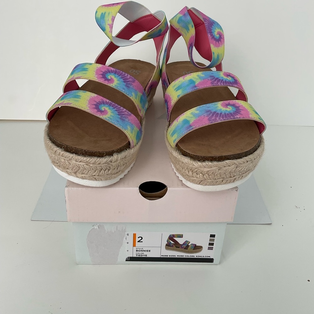 NWT girls SO sandals